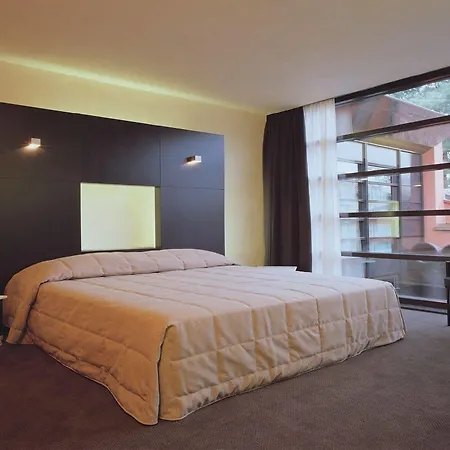 Dellearti Design 4* Cremona